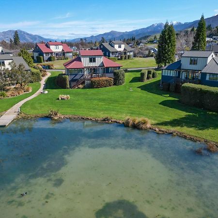 *** Lake Villa 465 *** Ханмер Спрингс Екстериор снимка